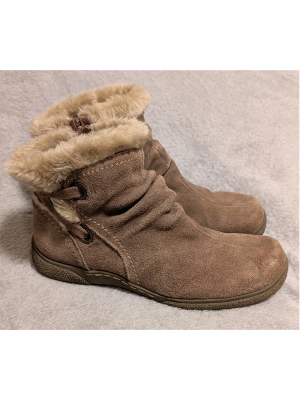 Liz & Co Women's 8.5M Ruched Suede Ankle Booties Tan Faux Fur Side Zip B236